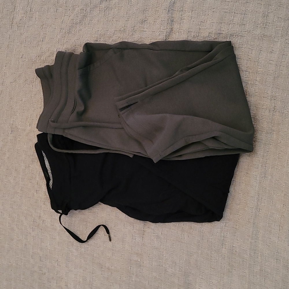 2 pairs Capri Sweats